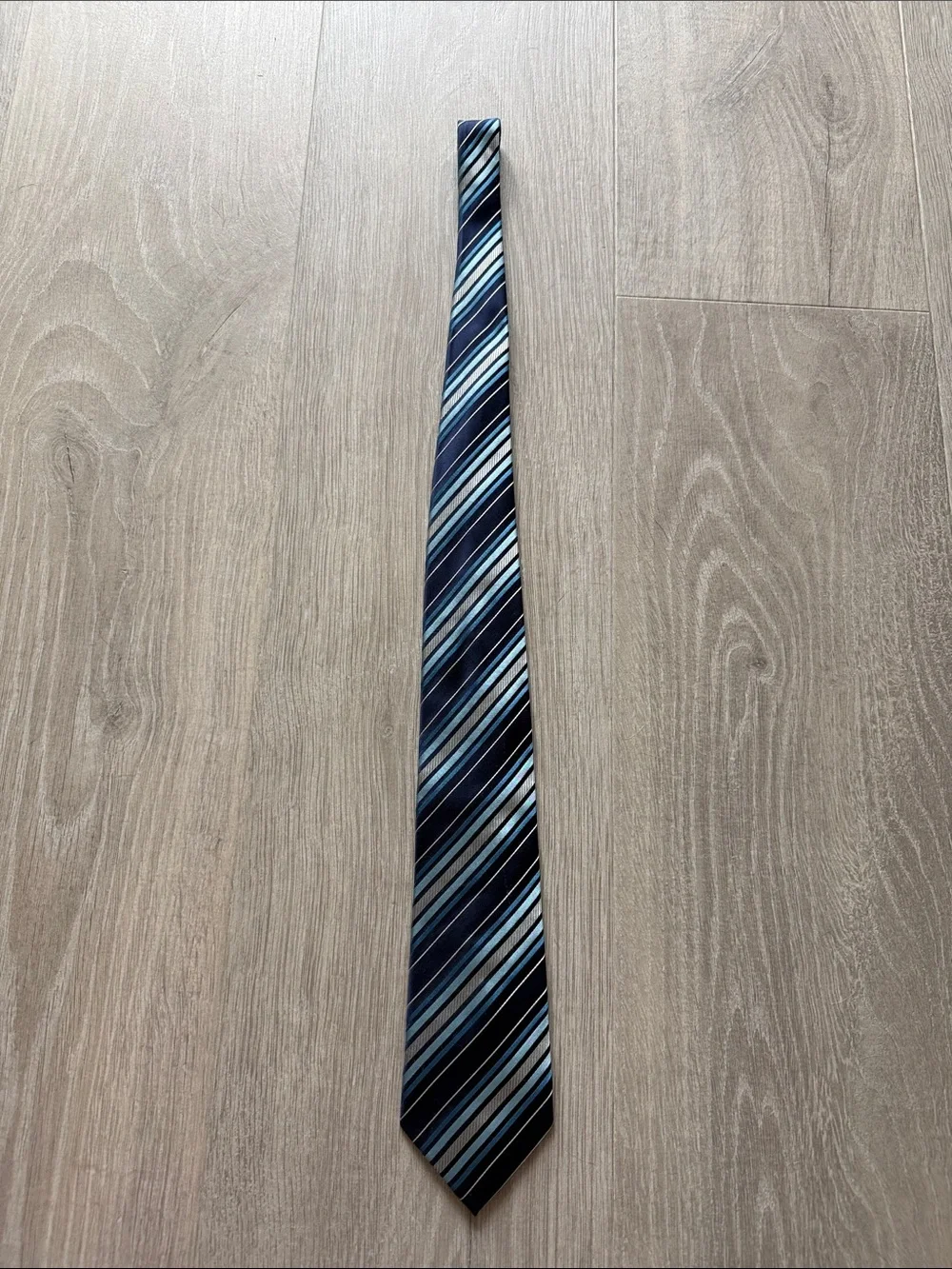 BCBG Men's Diagonal Stripe Tie in Navy, Light Blue, White